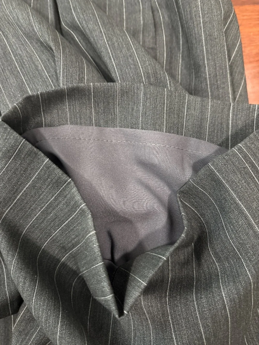 NWT J.Crew Italian Wool Blend Pinstripe Pleated Tapered Pants 12